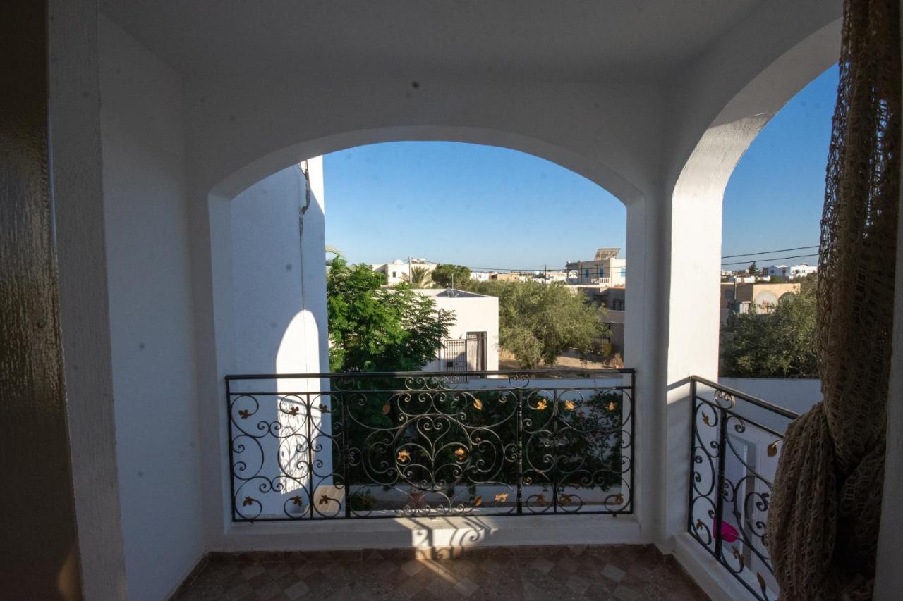 Villa Meublee Avec Piscine Et Abri De Voiture Erriadh Exterior photo